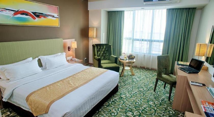 Hotel Aifa Labuan Exterior photo